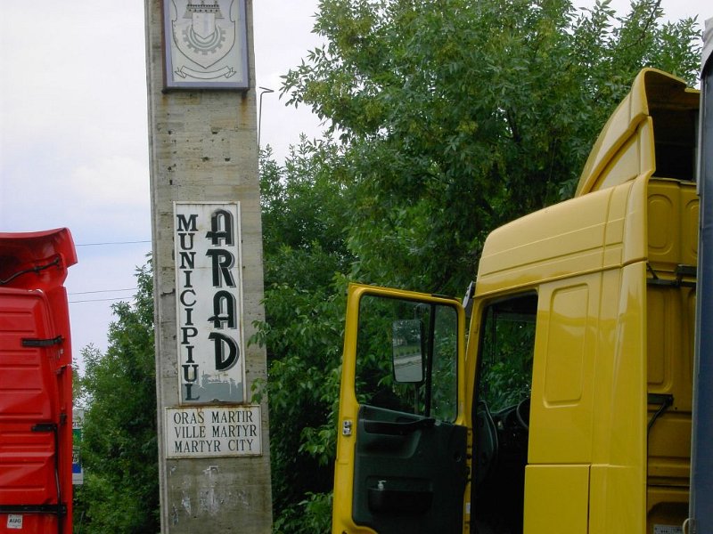 Arad_Martyrer.jpg - Banat-Besuch 2009 - 27.05.2009 - Arad   Martyrer-Stadt