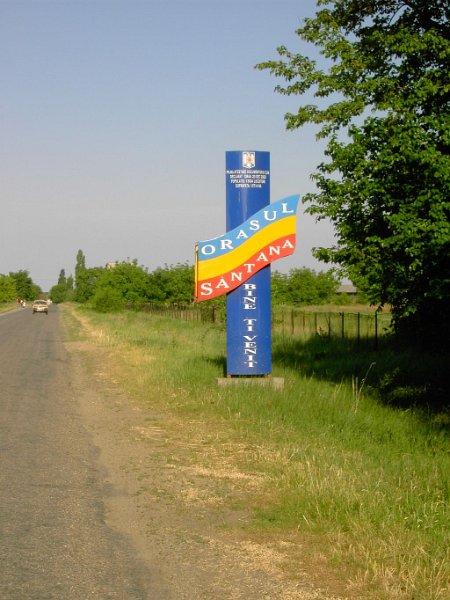 Santana_Schild.jpg - Banat-Besuch 2009 - 26.05.2009 - Arad   Ortsschild Sanktanna