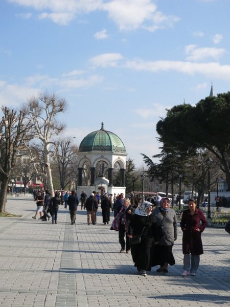 IMG_0018.JPG - Stadtführung Istanbul 2014 - 18.03.14  Hippodrom-Platz
