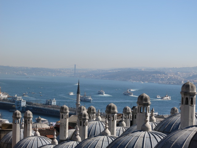 IMG_0040.JPG - Stadtführung Istanbul 2014 - 19.03.14  Bosporus von Süleyman-Moschee