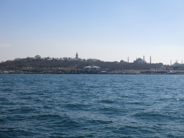 IMG_0050.JPG - Stadtführung Istanbul 2014 - 20.03.14  europäischer Teil Istanbuls vom Boot 