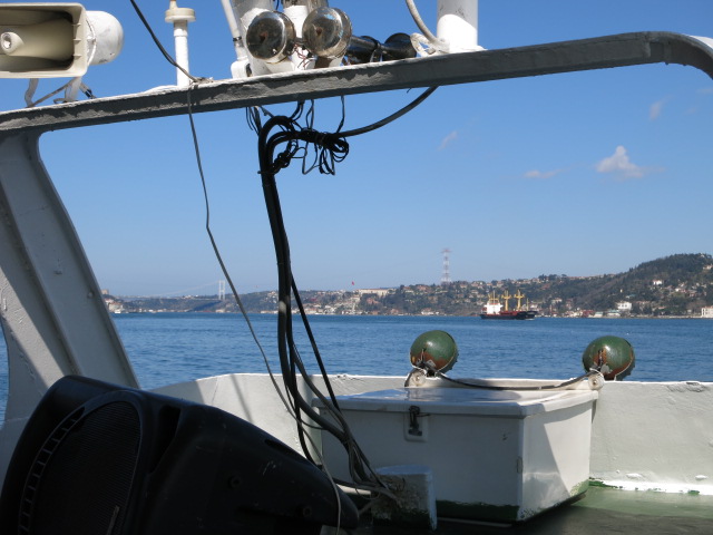 IMG_0056.JPG - Stadtführung Istanbul 2014 - 20.03.14  nördliche Bosporus-Brücke und asiatischer Teil Istanbul vom Boot 
