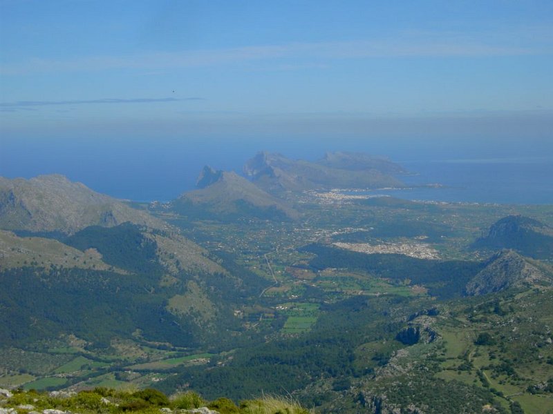 110331_Cap_Formentor.jpg - Mallorca-Wanderungen - 31.03.2011 Tomir  vom Gipfel - Cap Formentor