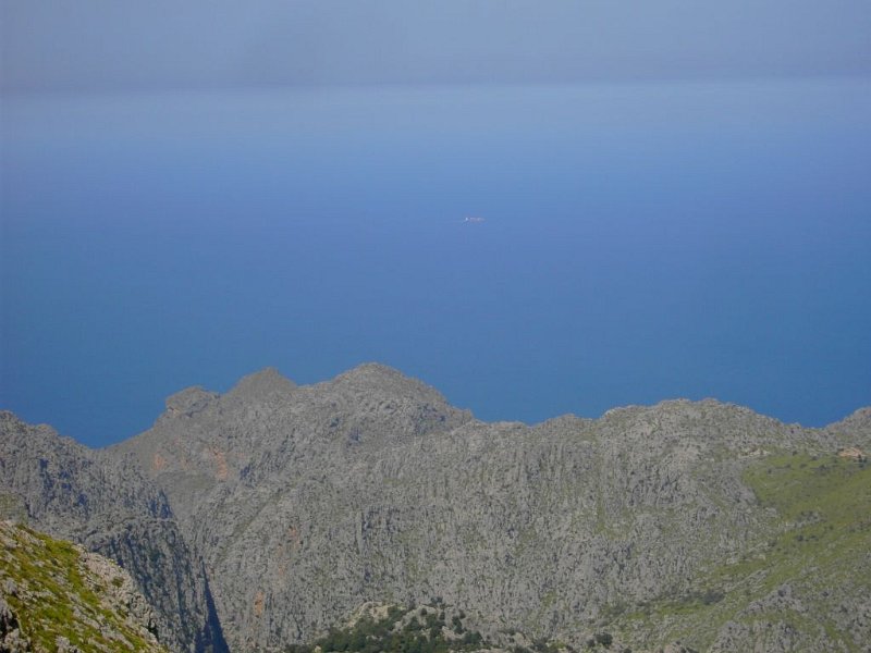 110405_Schiff_1.jpg - Mallorca-Wanderungen - 05.04.2011 Galileu  beim GR 221 - Schiff 