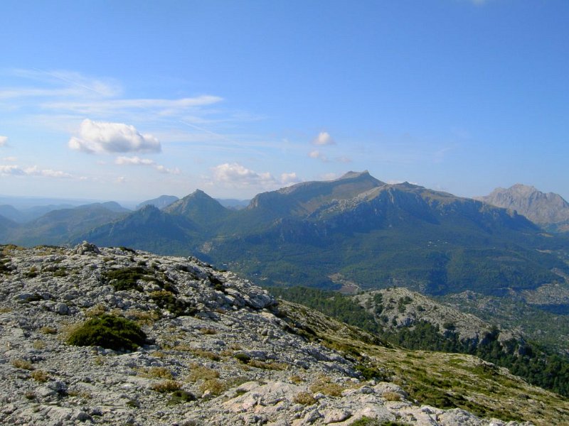 111019_Ali_Massanella_vom_Tomir.jpg - Mallorca-Wanderungen - 19.10.2011 Tomir  vom Gipfel - Massanella, Puig Major