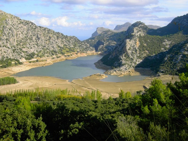 111025_Gorg_Blau_nach_Regen2.jpg - Mallorca-Wanderungen - 25.10.2011 Massanella  Hinweg - Gorg Blau nach Regen