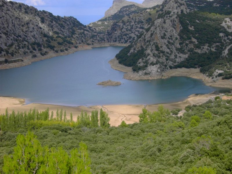 121016_Tossals_Verds_2.jpg - Mallorca-Wanderungen - 16.10.2012 -Tossals Verds (gegen Uhrzeiger)  Gorg Blau fast leer