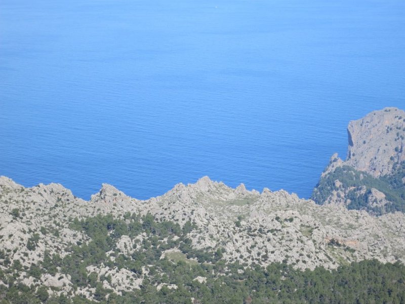 151023_Meeresblick.jpg - Mallorca-Wanderungen - 23.10.2015 Penyal de Migdia  vom Aufstieg - Meerblick