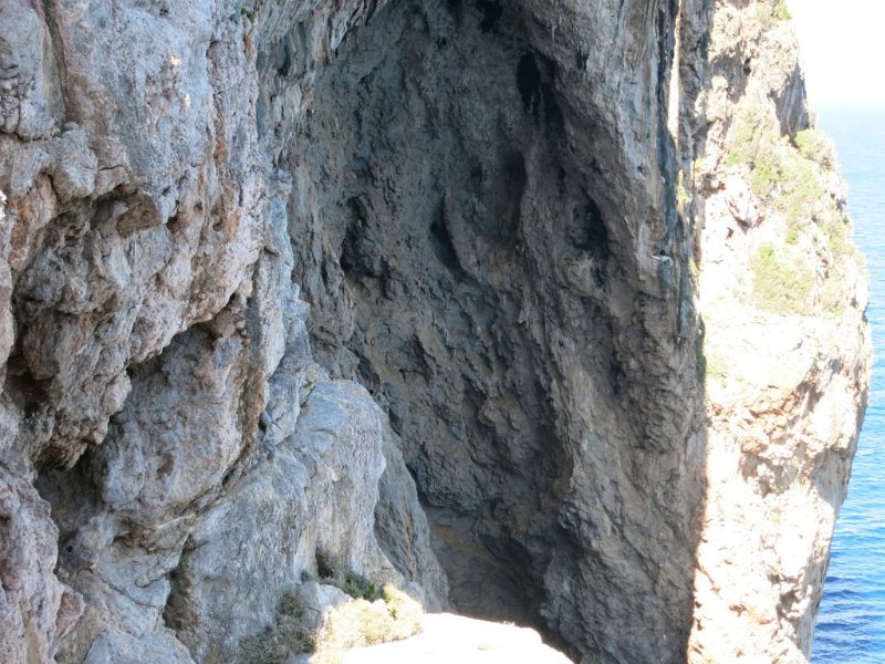 160413_Hexenhoehle.jpg - Mallorca-Wanderungen - 13.04.2016 Mortitx  Hexenhöhle 