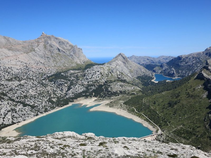 160414_Klimawandel.jpg - Mallorca-Wanderungen - 14.04.2016 Sa Rateta, Na Franquesa  vom Gipfel Sa Rateta - doch Klimawandel ?