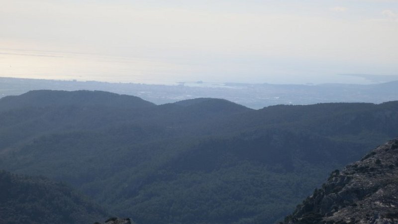 161027_Palma_Hafen.jpg - Mallorca-Wanderungen - 27.10.2016   L' Ofre über Comasema   vom Gipfel  -  Hafen Palma de Mallorca