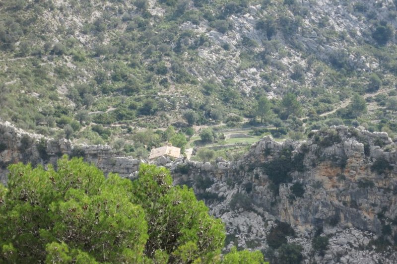 171016_Refugi.jpg - Mallorca-Wanderungen - 16.10.2017 Tossals Verds (gegen Uhrzeiger)   Refugi