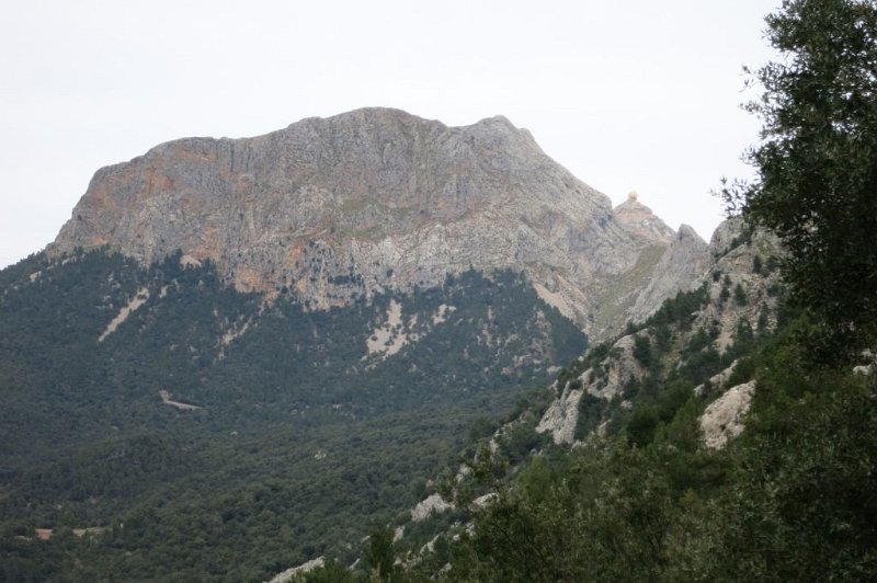 180314_Migdia_Major.jpg - Mallorca-Wanderungen - 14.03.2018  Biniaraix, Fornalutx  vom Abstieg  -  Penyal des Migdias, Puig Major