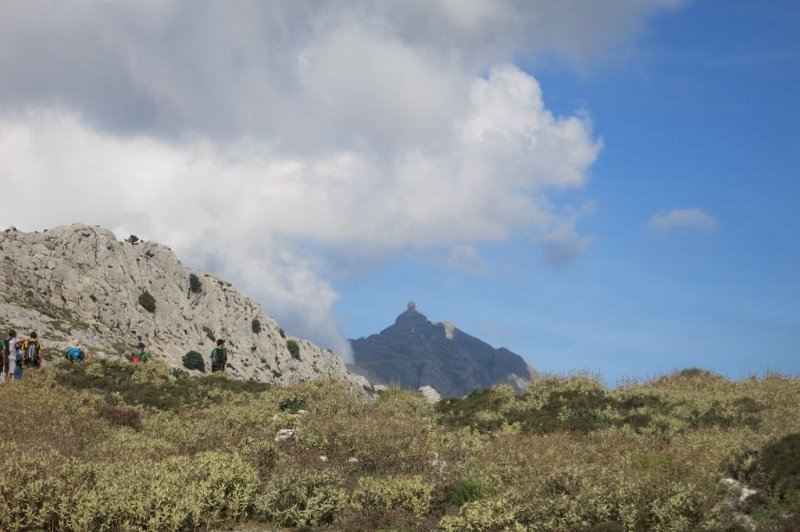 181012_Radar.jpg - Mallorca-Wanderungen - 12.10.2018 Coma Sema, Barancones - vom coll d' Ofre   Wolken schlucken greatest radar (Trump tut nix)
