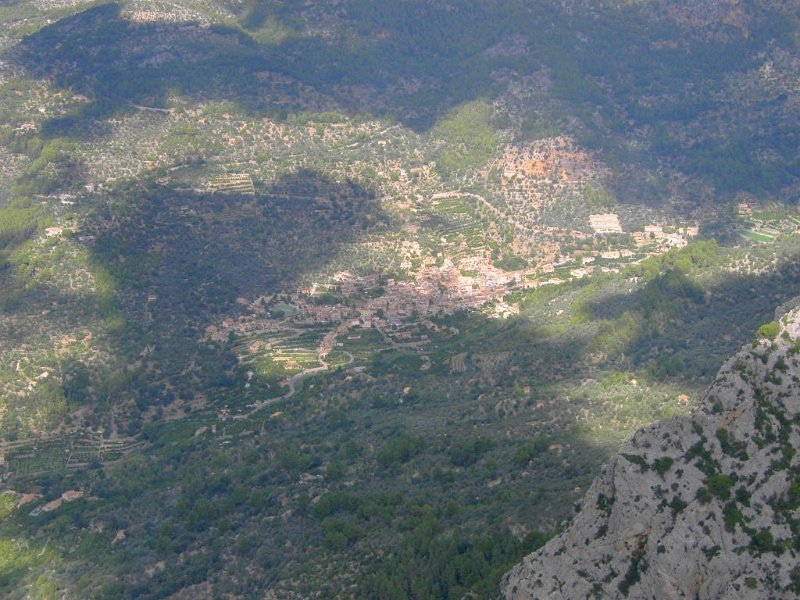 101018_Soller_Cosconar.jpg - Mallorca-Wanderungen - 18.10.2010 Biniaraix  vom Gipfel Cosconar - Soller