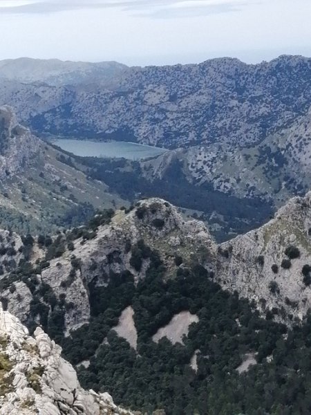 220409_gorg_blau.jpg - Mallorca-Wanderungen - 09.04.2022 Massanella, Abbruch (650 Hm, 24k)  Abbruch Aufstieg: Gorg Blau  