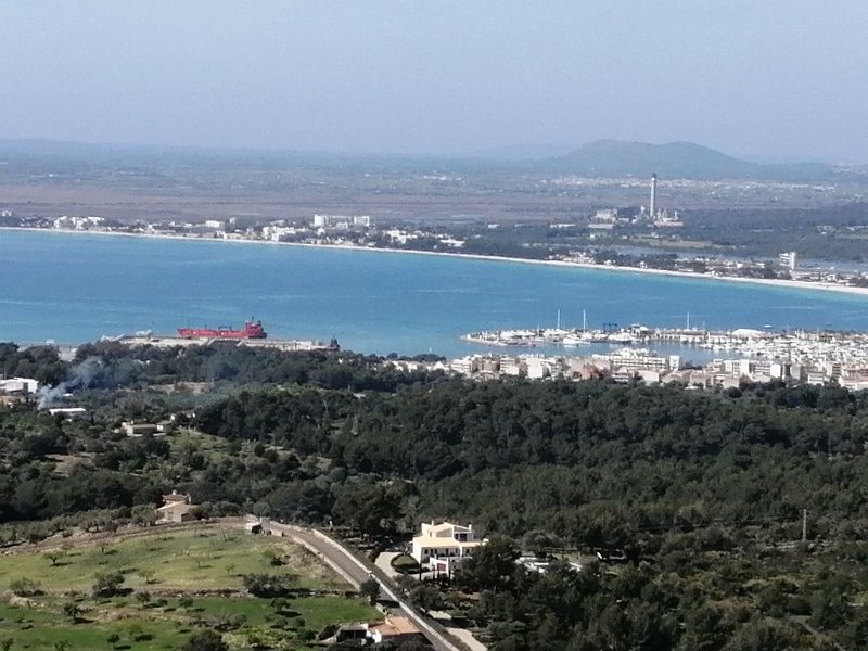 220411_Alcudia.jpg - Mallorca-Wanderungen - 11.04.2022 Talaia d' Alcúdia (470 Hm, 20k)  Bucht von Alcúdia, vom Aufstieg zum Vaume