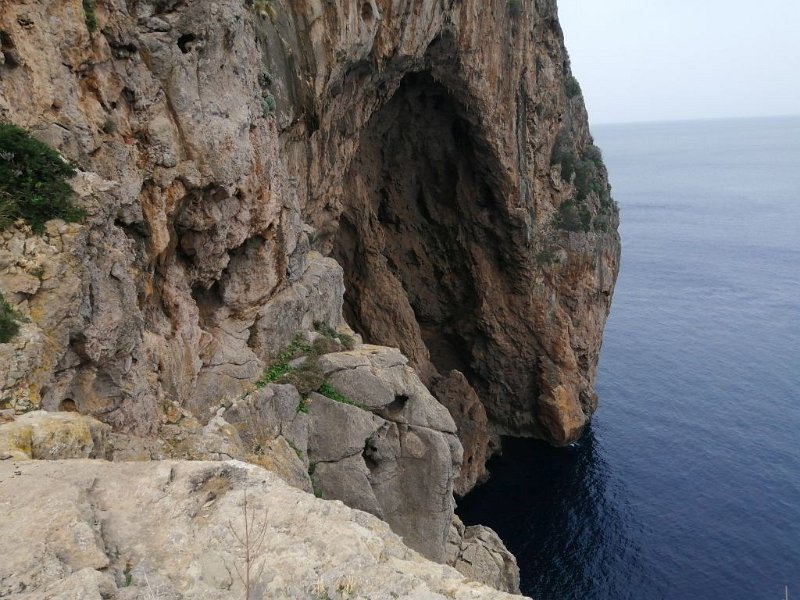 221020_Hexenhoehle.jpg - Mallorca-Wanderungen Oktober 2022 - 20.10.22 - Mortitx   Hexenhöhle