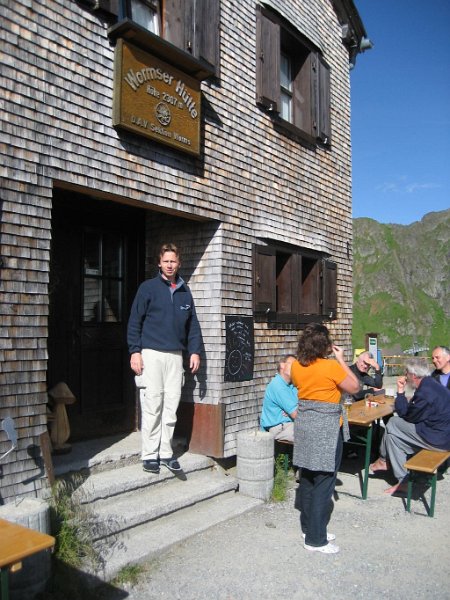 110716_Wormser_H.jpg - Hüttenwanderung Verwall - 16.07.2011 - Wormser Hütte (WH) Markus, Helmuth