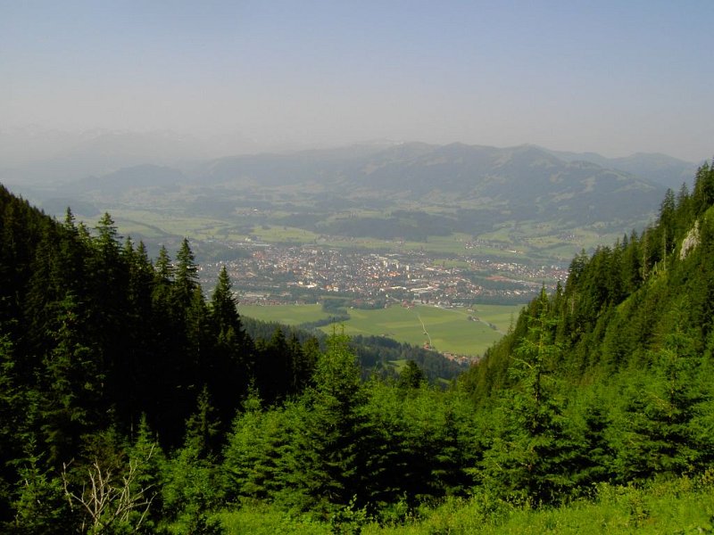 120630_Sonthofen.jpg - 30.06.2012 - Grünten - Sonthofen vom Aufstieg  Helmuth