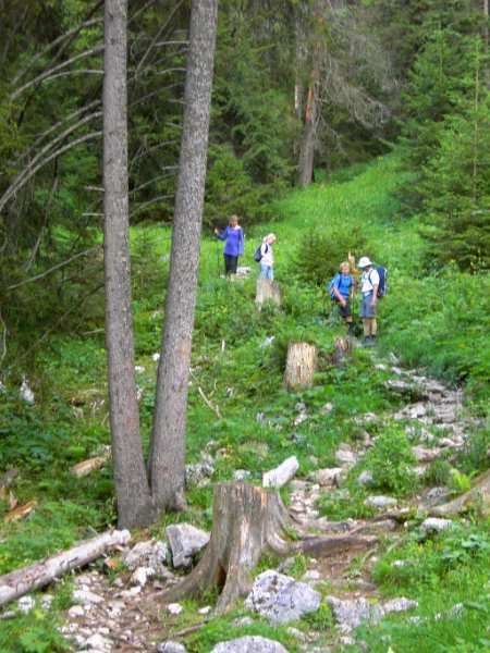 120808_Saeuling_Abstieg.jpg - 08.08.2012 - Säuling - Abstieg   Lea, Lennart, Eliza, Anton, Helmuth