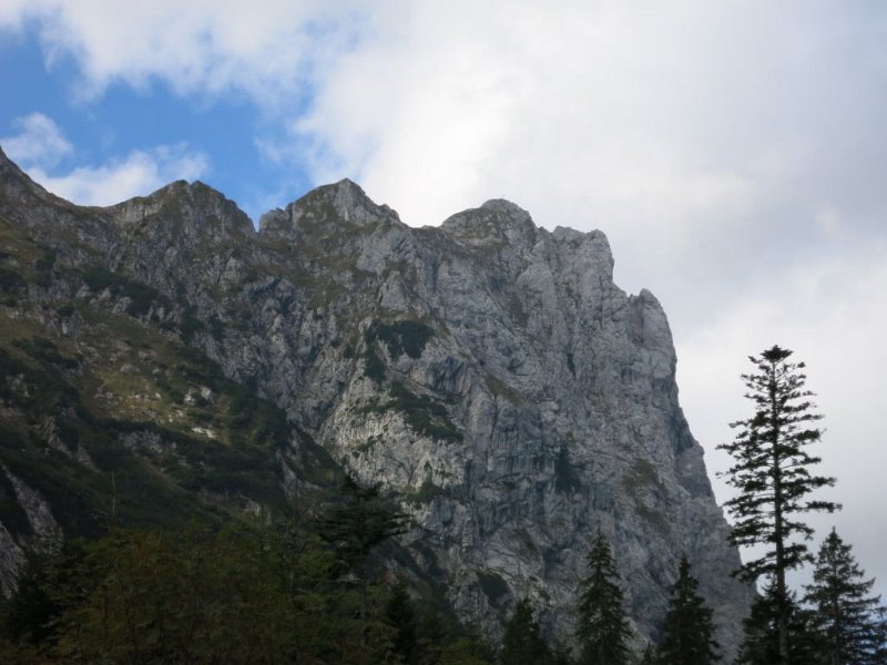 150926_Berge_1.jpg - 26.09.2015 - Große Schlicke (2.059 m) - Berge Richtung SO  Luise, Elisabeth, Helmuth