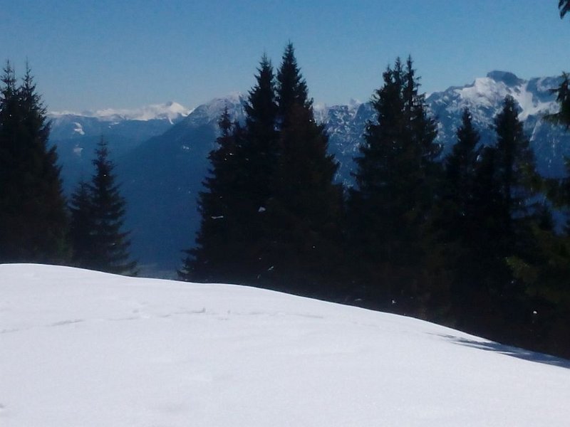 170430_Berge_W.jpg - 30.04.2017 - Aufacker -  Berge Richtung Westen vom Gipfel kleiner Aufacker  Elisabeth, Helmuth