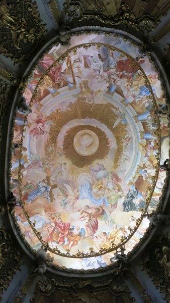 170624_Decke_Klosterkirche.jpg - 24.06.2017 - Ausflug mit Augsburger Tafel - Decke Klosterkirche Weltenburg   Helmuth