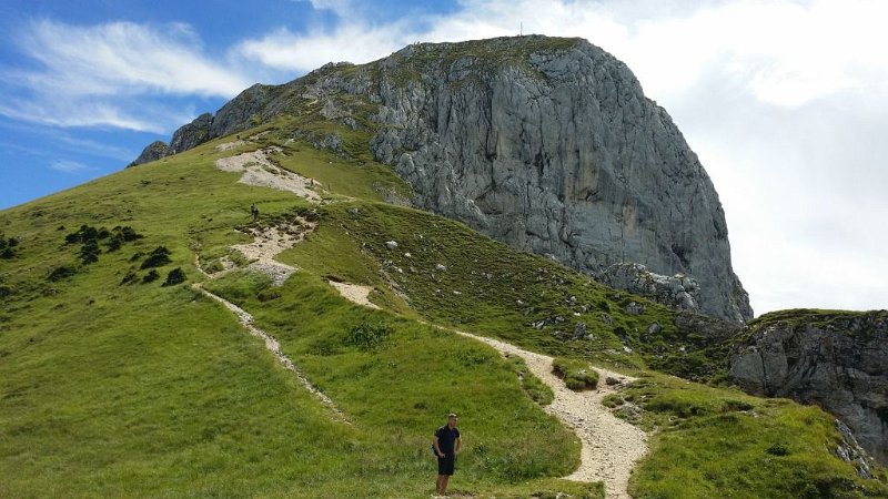 170729_Gipfel_vom_Sattel.jpg - 29.07.2017 - Säuling von Pflach - Gipfel vom Sattel (Foto Anton)  Lea, Lennart, Anton, Helmuth