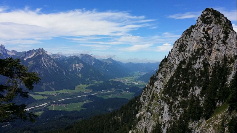 170729_Lechtal_Westen.jpg - 29.07.2017 - Säuling von Pflach - Lechtal Richtung Westen (Foto Anton)  Lea, Lennart, Anton, Helmuth