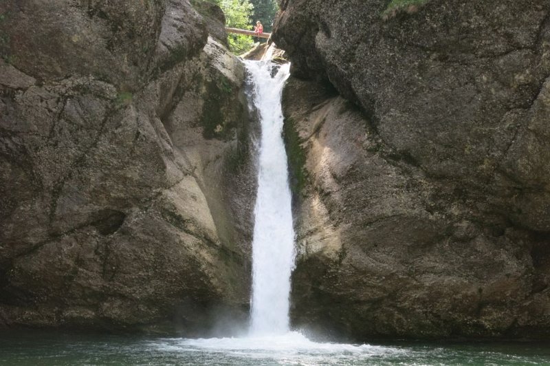 180603_Wasserfall_Zoom.jpg - 03.06.2018 - Wildes Wasser - Weißach, Buchenegger Wasserfall Elisabeth, Helmuth
