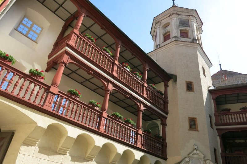 180916_Sontheim_1.jpg - 16.09.2018 - Donautal Radelspaß - Burg Brenz Sontheim  Helmuth mit Rad