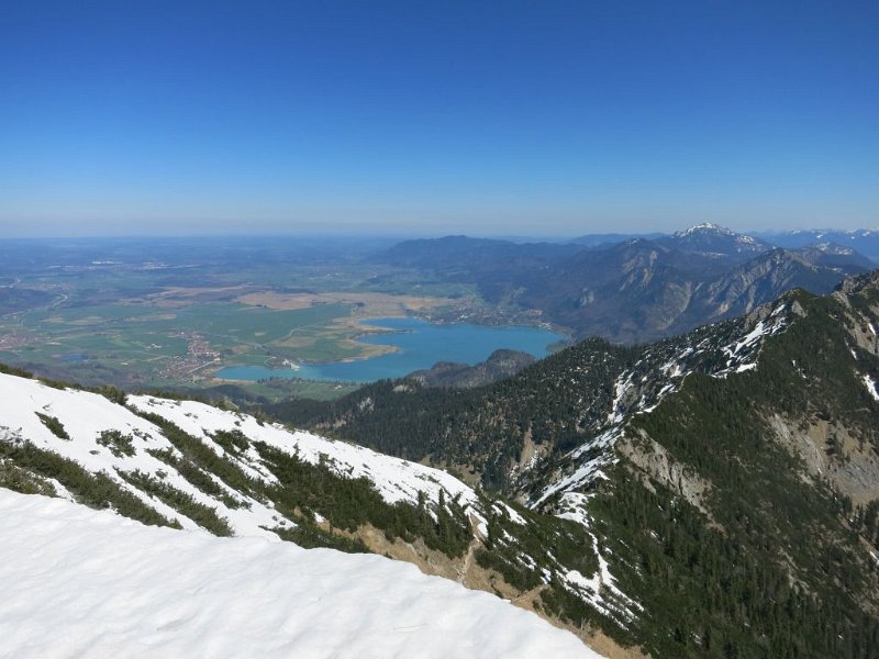 190420_Kochelsee.jpg - 20.04.2019 - Heimgarten von Ohlstadt - vom Gipfel - Kochelsee  Elisabeth, Helmuth