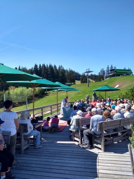 190602_Bergmesse.jpg - 02.06.2019 - Bergmesse - Gottesdienst (Foto Gerhard) Doris, Elisabeth, Gerhard, Helmuth