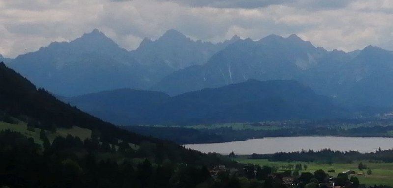 200718_Abschied.jpg - 18.07.2020 - von Halblech zum Wolfskopf -  vom Abstieg - Abschiedsaussicht  Helmuth