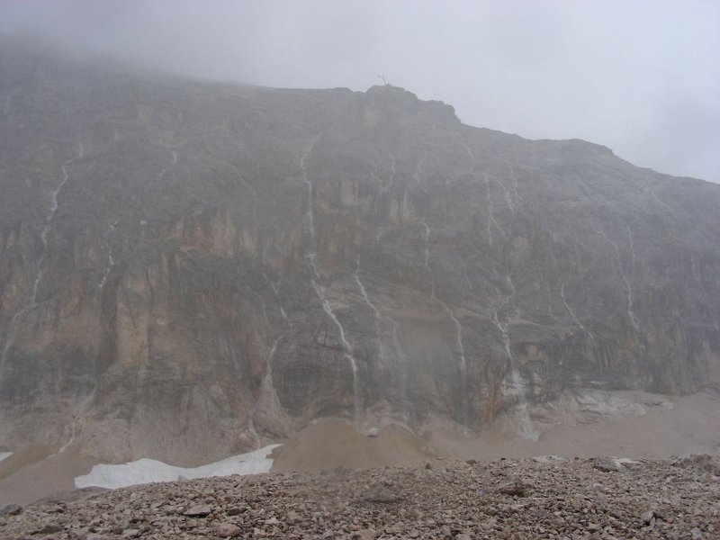 090822_lauter_Berg.jpg - Zugspitz-Besteigung 2009 - 22.08.2009 - lauter Berg nach Regenschauer (Foto Anton)  Anton, Helmuth